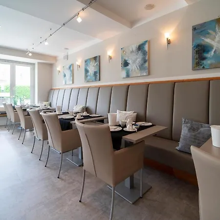 Boardinghouse By M&k Hotel 3*