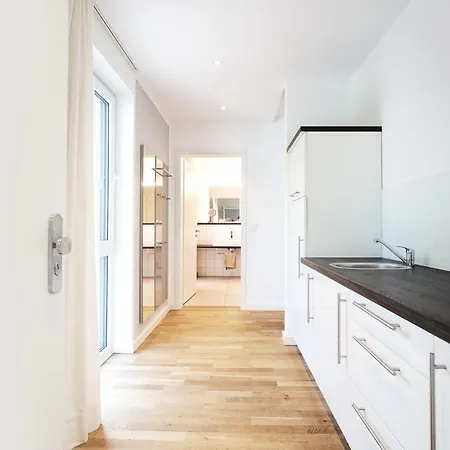 Boardinghouse By M&k Hotel