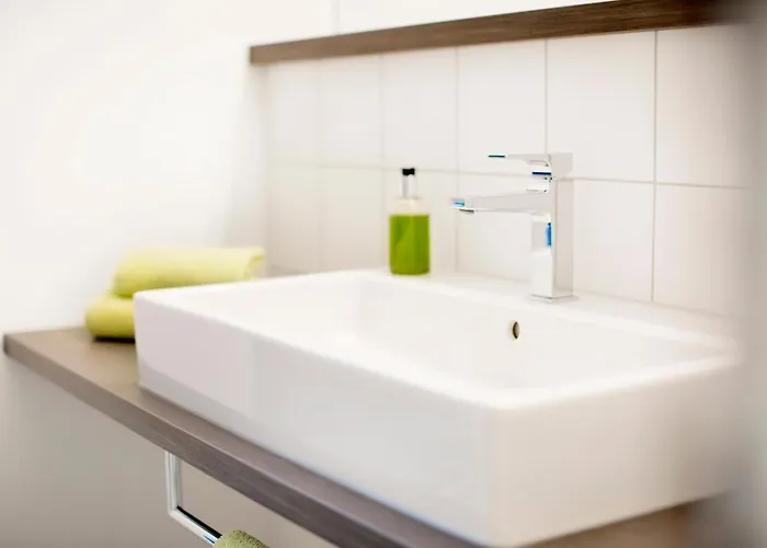 Boardinghouse By M&k Hotel