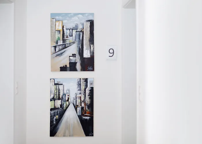 Boardinghouse By M&k Hotel