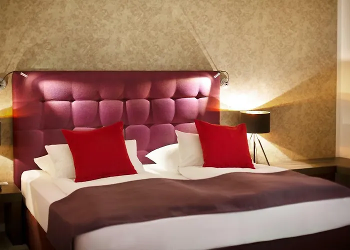 Hotel Boardinghouse By M&k