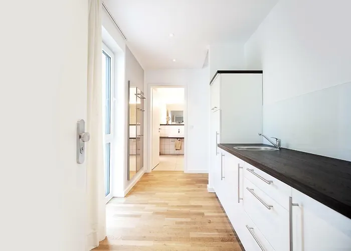 Boardinghouse By M&k Hotel